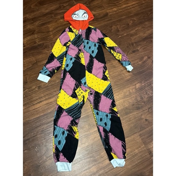 Sally Nightmare Before Christmas One Piece Pajamas Disney Costume Size 8 - Picture 3 of 6